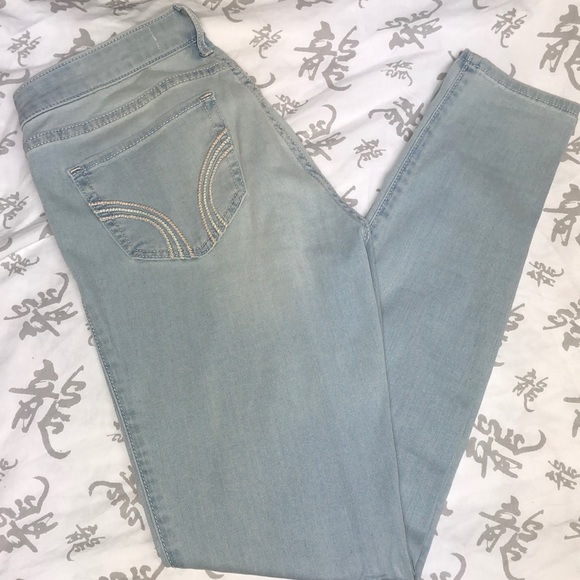 Hollister Jean Legging Size 7 Lightwash - Picture 2 of 8